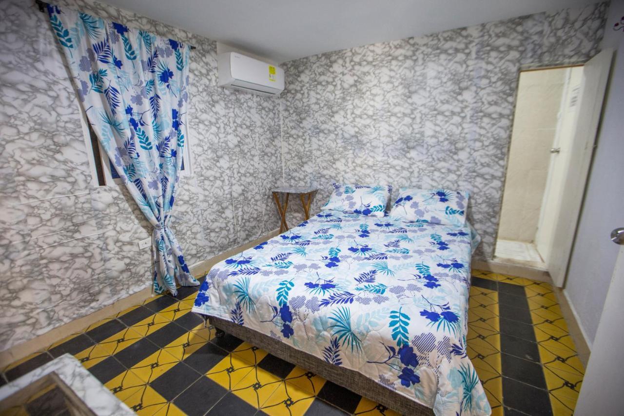 Casa Hostal Kristalu Cartagena Bagian luar foto